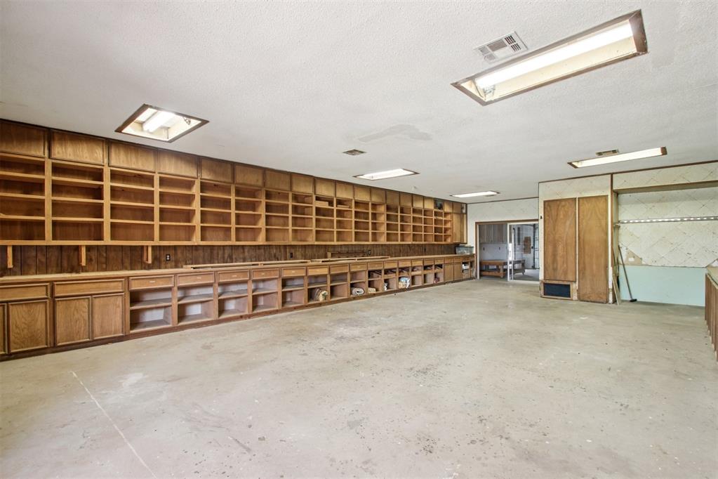 1501 S Avery Avenue Property Photo 40