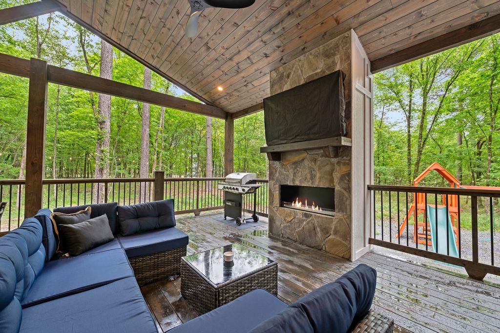 47 Canopy Trail Property Photo 32