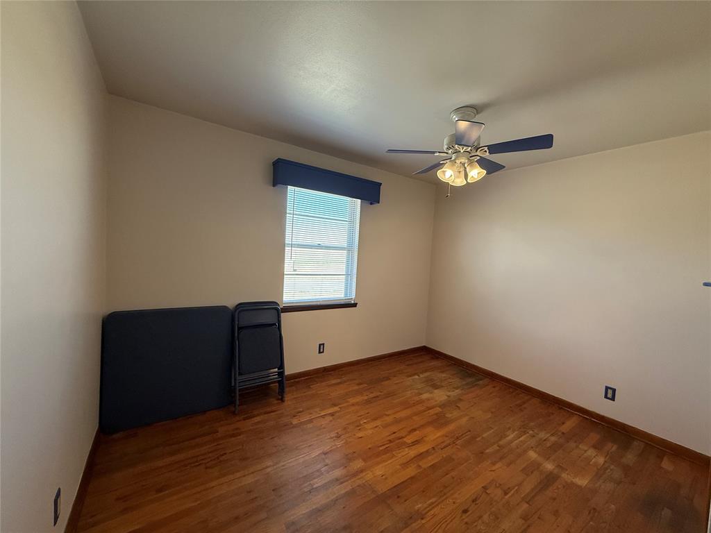 826 Hillcrest Drive Property Photo 24