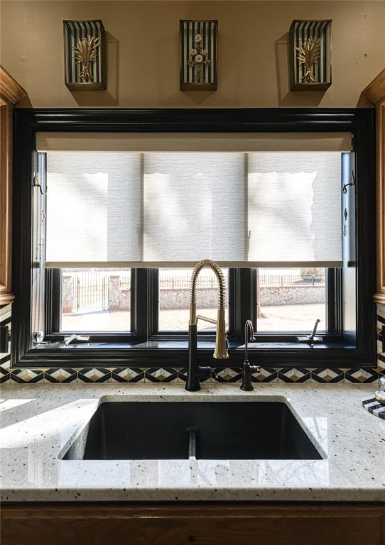 1220 Cloud Nine Property Photo 7