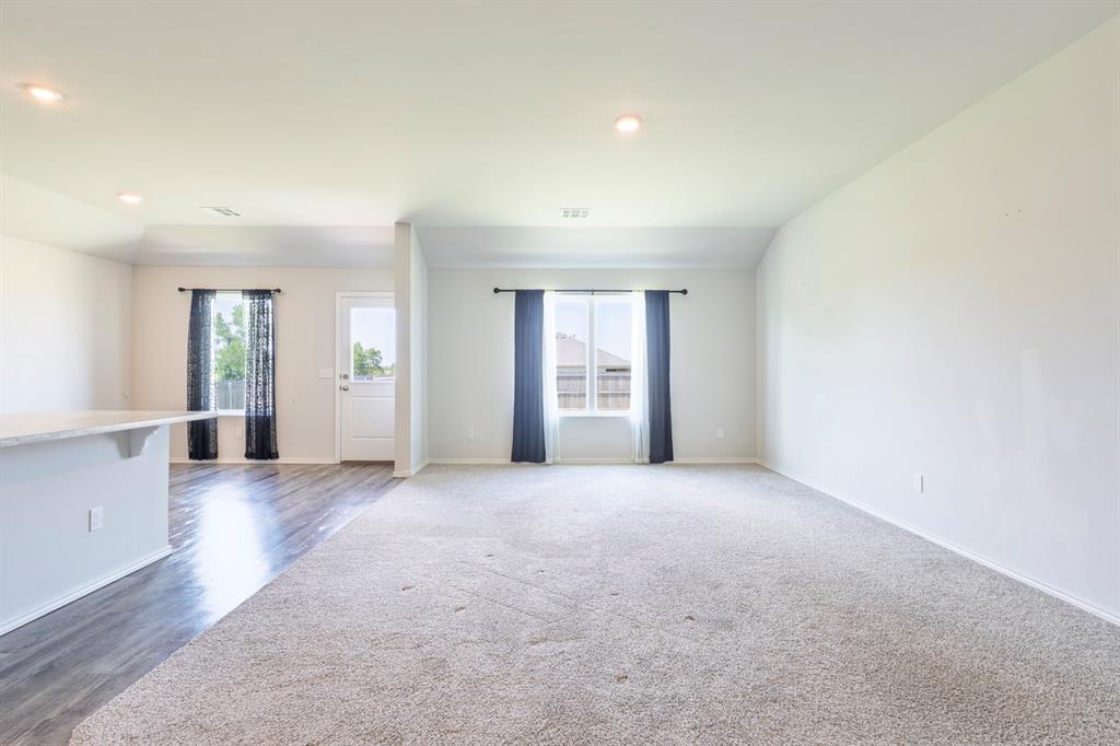 1400 Lexi Drive Property Photo 9