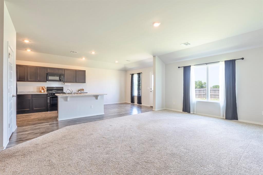 1400 Lexi Drive Property Photo 11