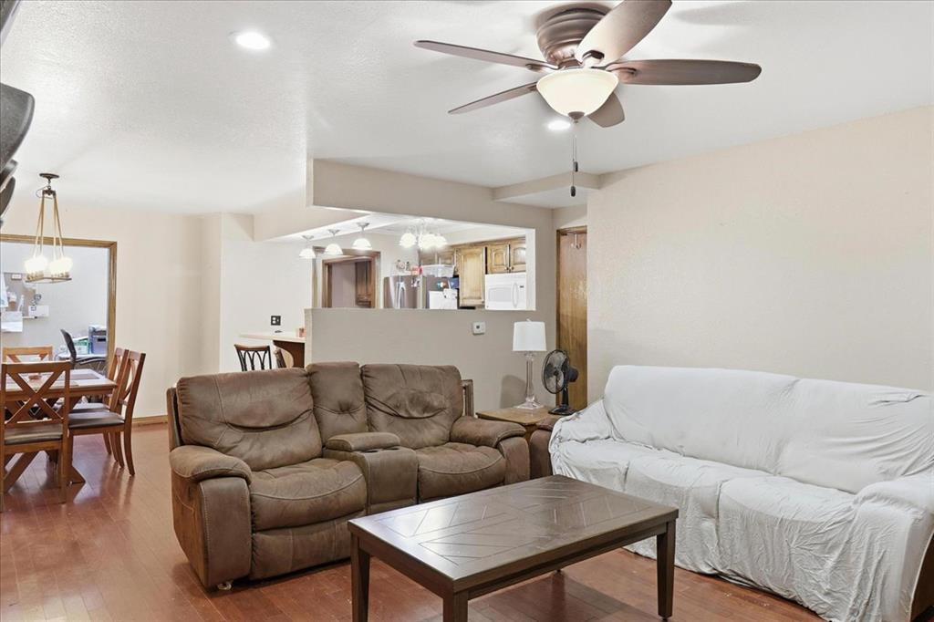 111 The Hills Street Property Photo 6