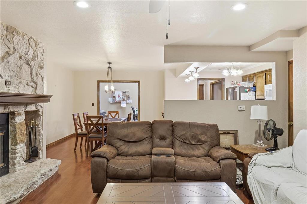 111 The Hills Street Property Photo 7