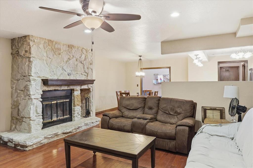 111 The Hills Street Property Photo 8