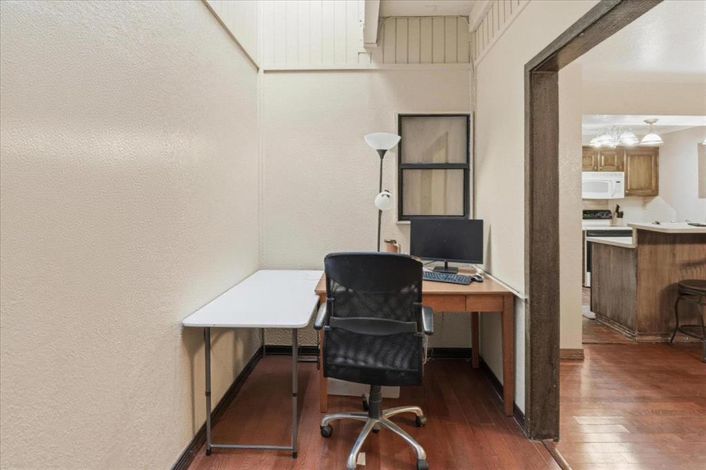 111 The Hills Street Property Photo 36