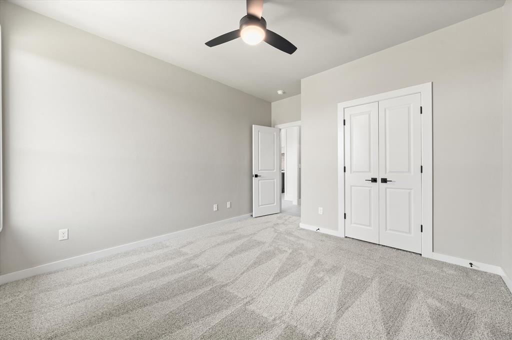 7116 Nw 155th Street Property Photo 35