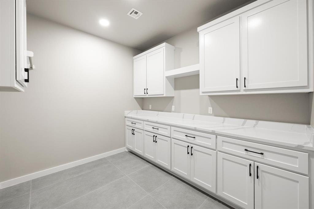 7116 Nw 155th Street Property Photo 41