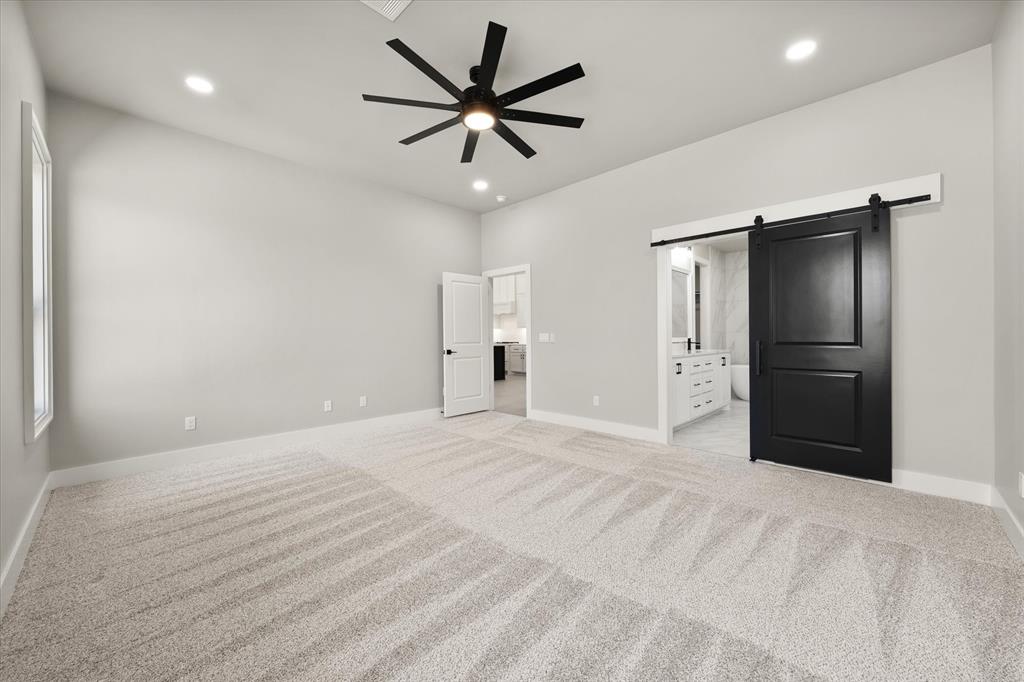 7129 Nw 155th Street Property Photo 21