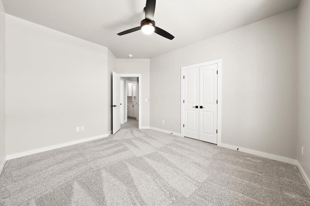 7129 Nw 155th Street Property Photo 32