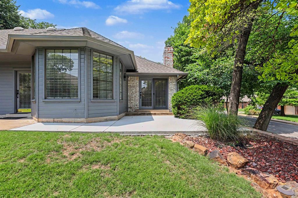 1400 Sandhurst Circle Property Photo 31