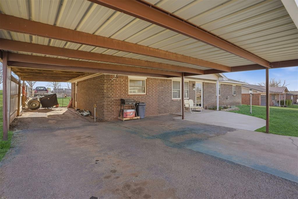 131 Ridgeline Drive Property Photo 4