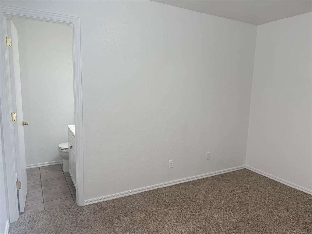 404 Mercury Property Photo 20