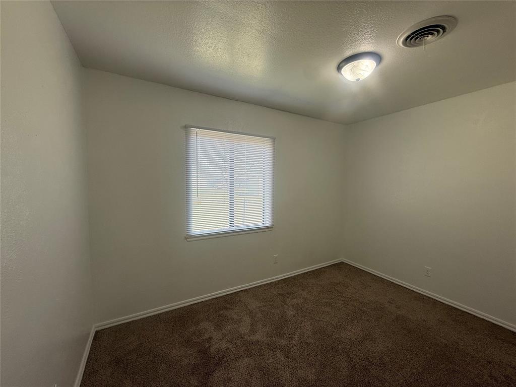 404 Mercury Property Photo 25