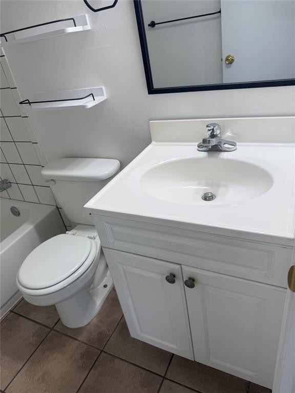 404 Mercury Property Photo 30