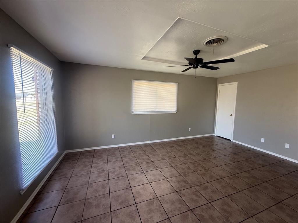 404 Mercury Property Photo 40