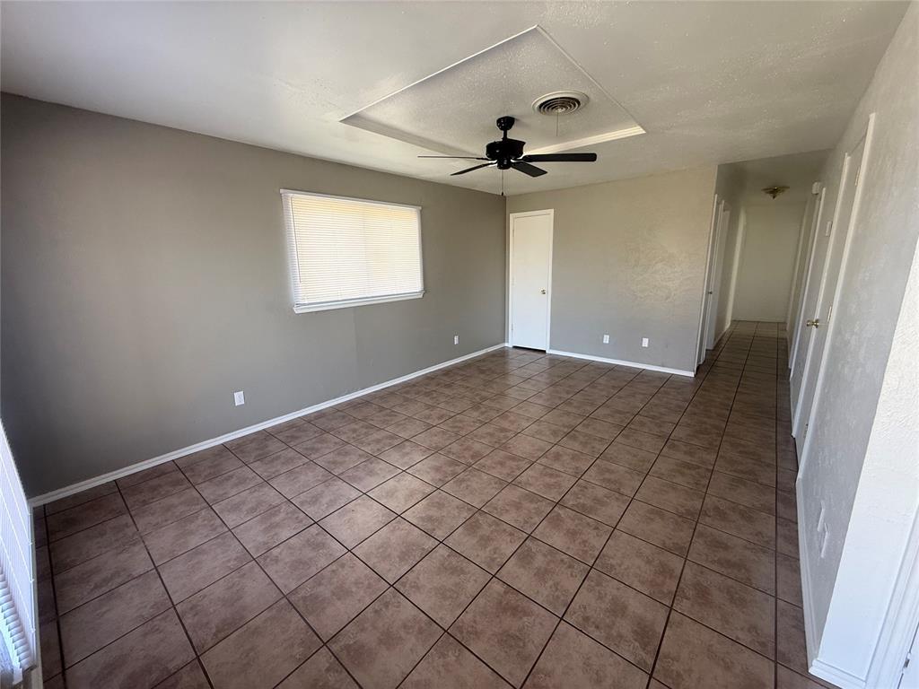 404 Mercury Property Photo 41
