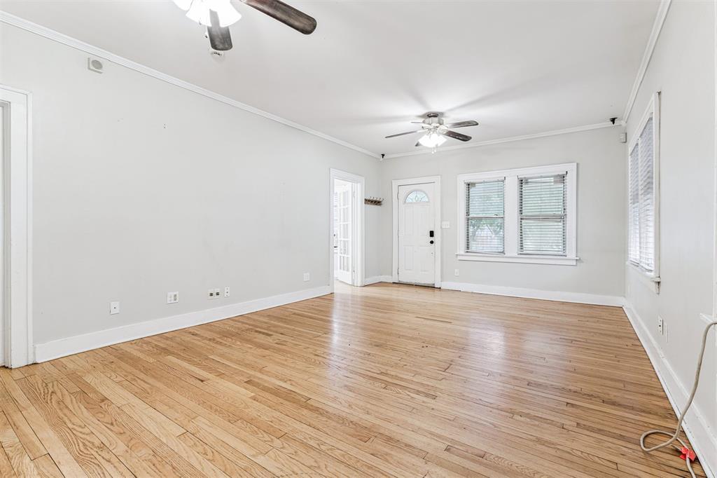 2809 W Park Place Property Photo 6