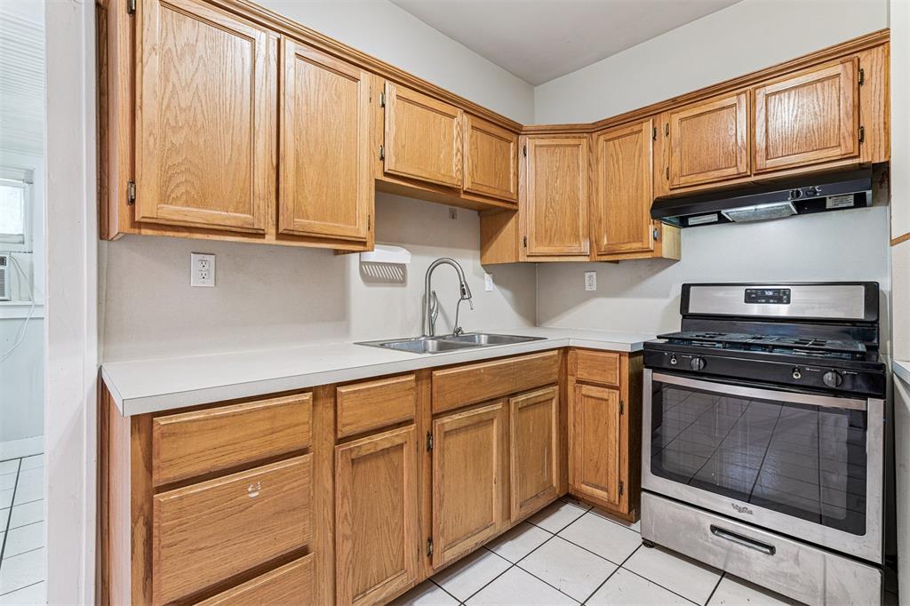 2809 W Park Place Property Photo 8