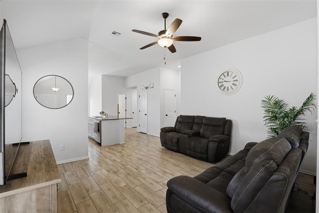 4720 Crystal Hill Drive Property Photo 8