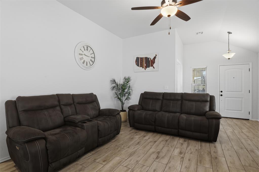 4720 Crystal Hill Drive Property Photo 9