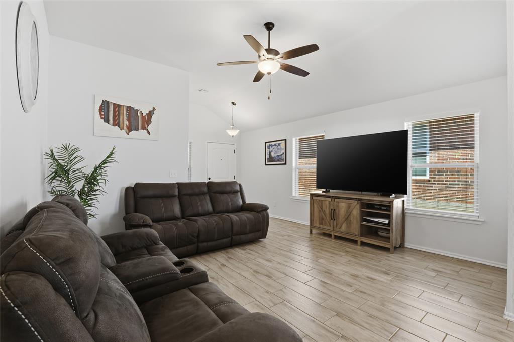 4720 Crystal Hill Drive Property Photo 10
