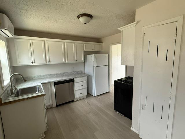 3313 S Liberty Property Photo 3