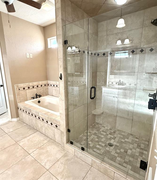 1009 Timbercreek Drive Property Photo 16