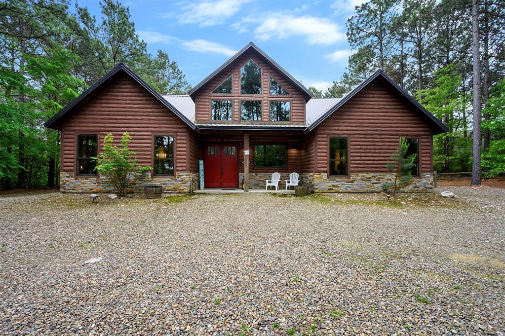 312 Sugar Pine Loop Property Photo 1