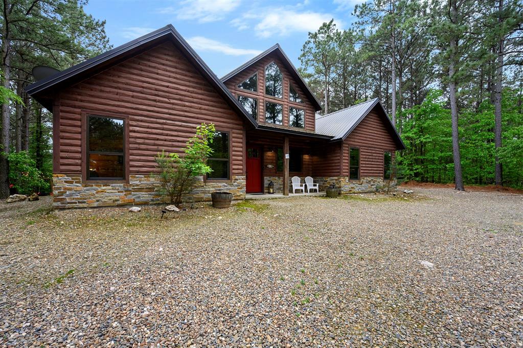 312 Sugar Pine Loop Property Photo 3
