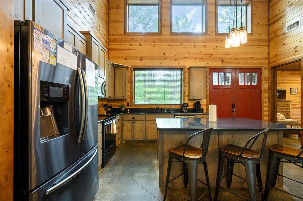 312 Sugar Pine Loop Property Photo 6