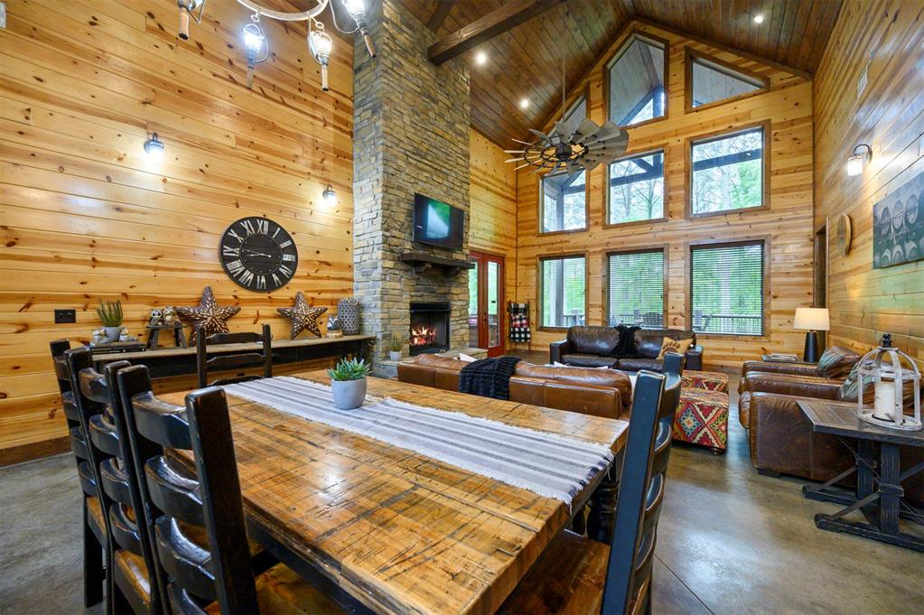 312 Sugar Pine Loop Property Photo 8