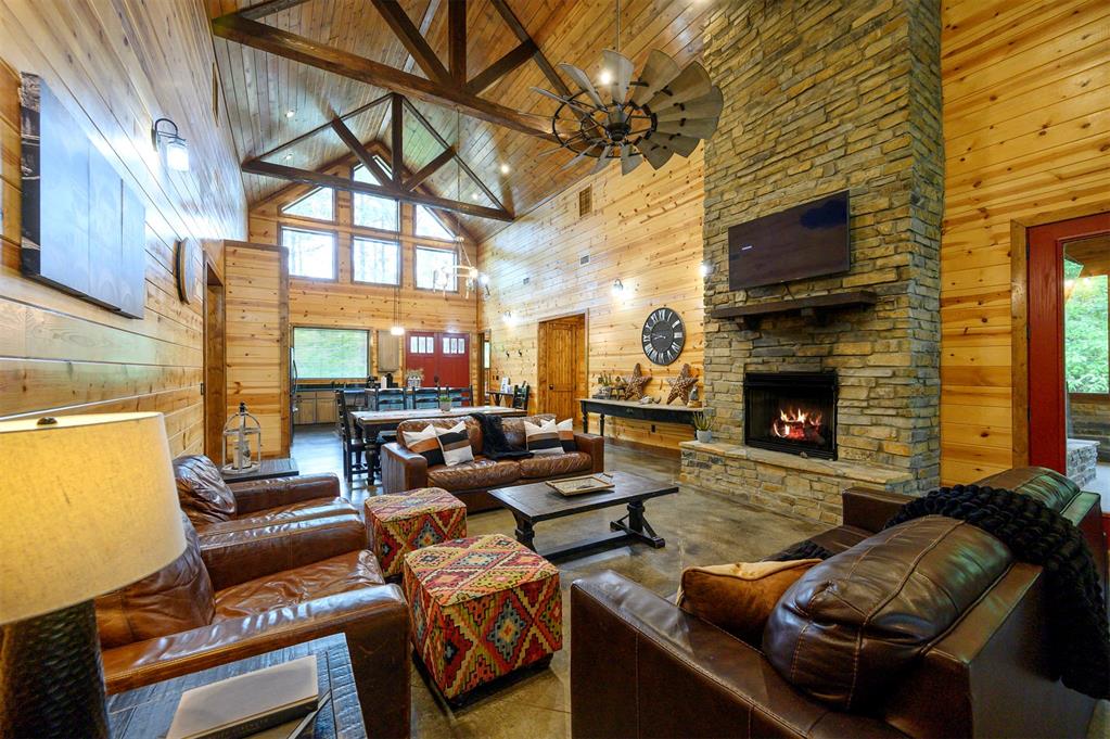 312 Sugar Pine Loop Property Photo 13