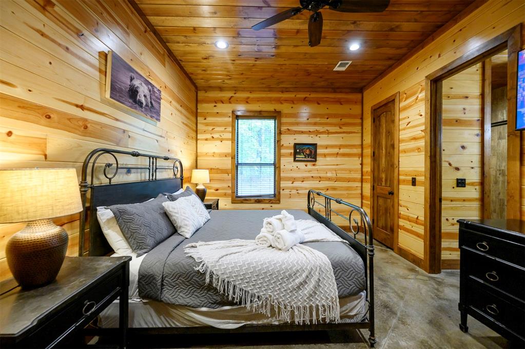 312 Sugar Pine Loop Property Photo 18