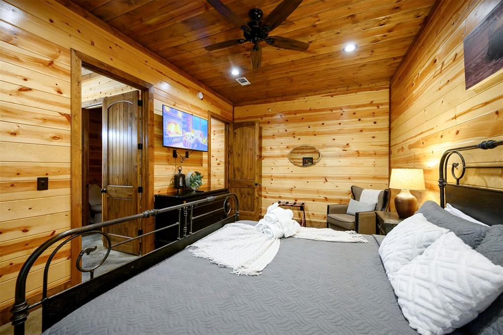 312 Sugar Pine Loop Property Photo 20