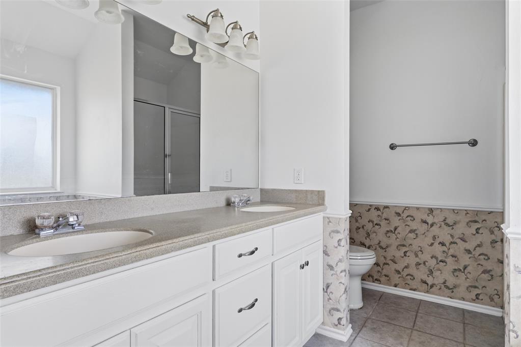1128 Nw 138th Street Property Photo 12