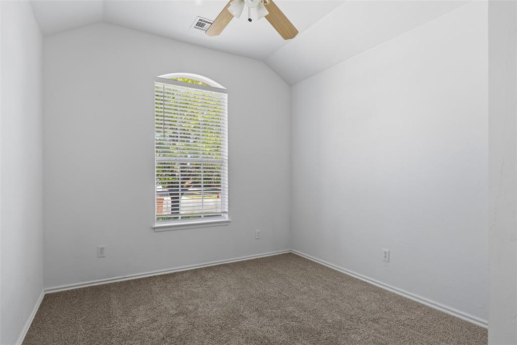 1128 Nw 138th Street Property Photo 25