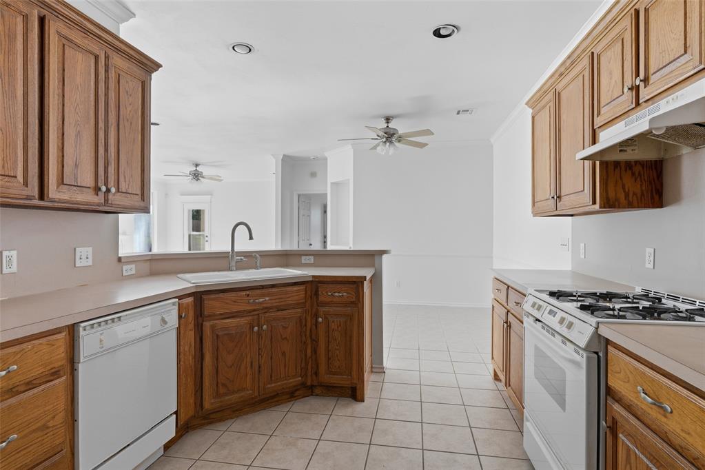 1128 Nw 138th Street Property Photo 27