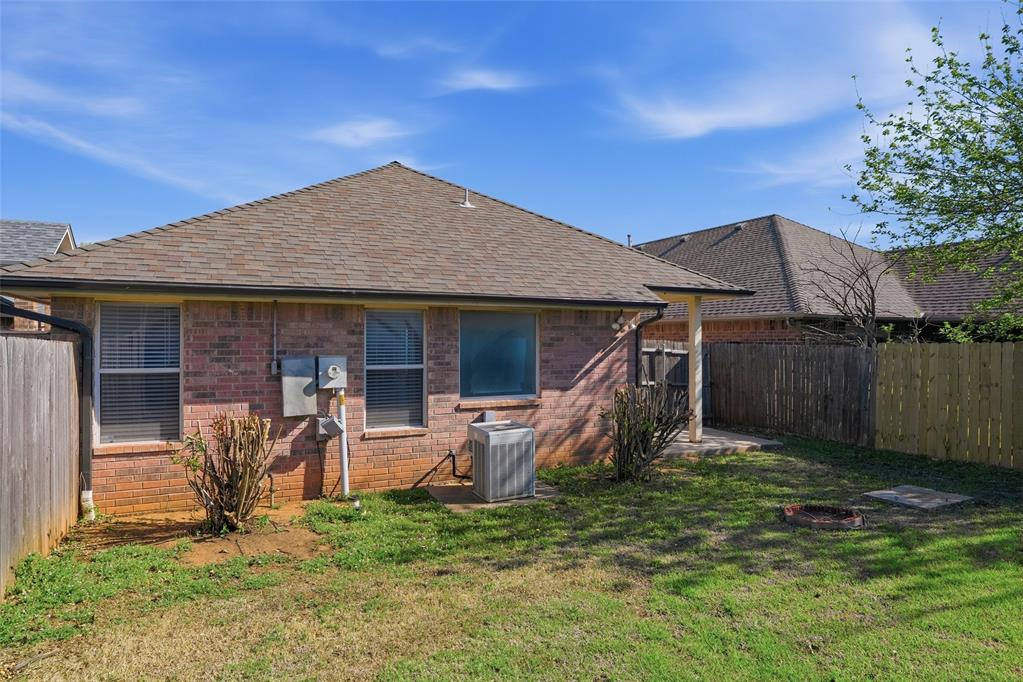 1128 Nw 138th Street Property Photo 49
