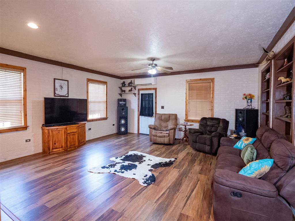 115465 S 4302 Road Property Photo 22