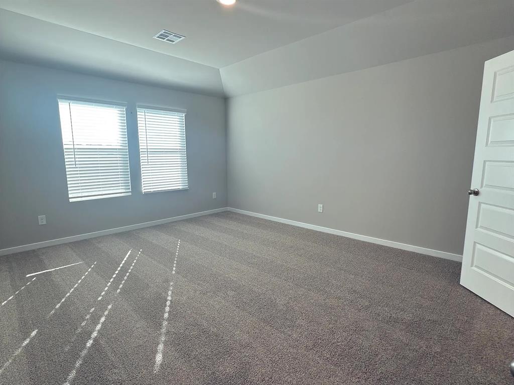 2924 Firefly Drive Property Photo 12