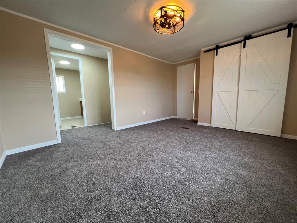 216 N Jefferson Avenue Property Photo 31