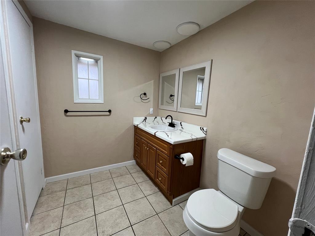 216 N Jefferson Avenue Property Photo 33