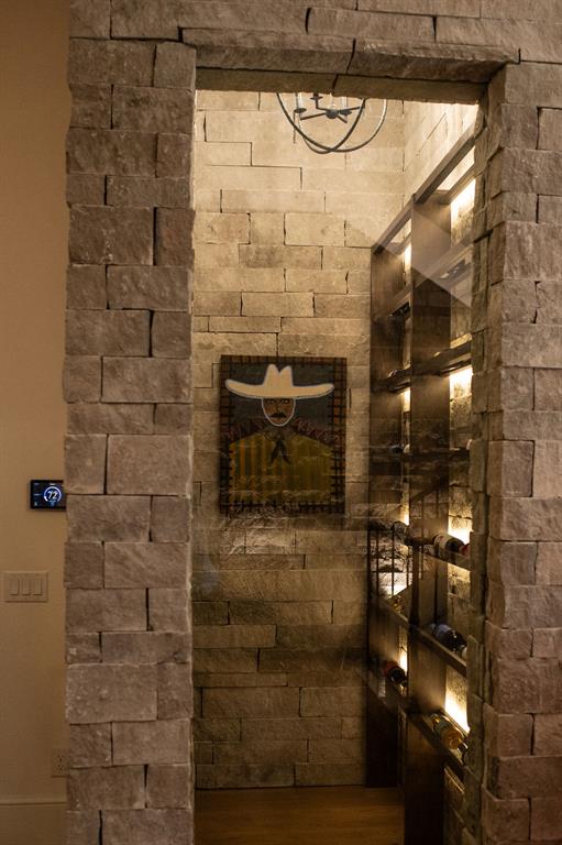 13700 Shoreline Boulevard Property Photo 9
