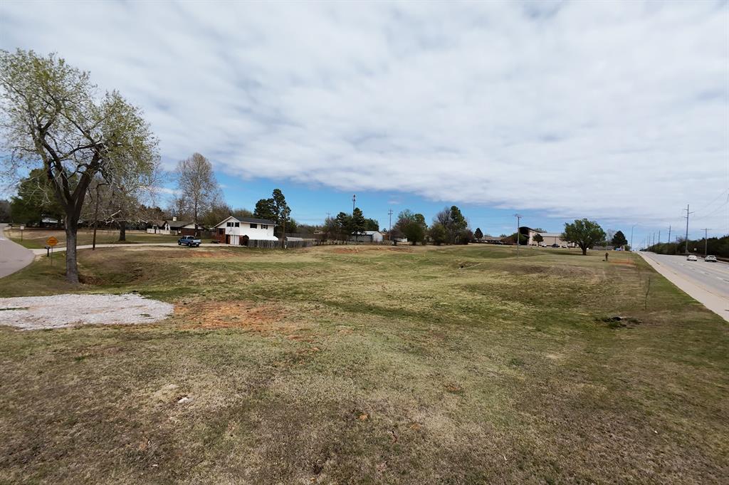 707 E Rock Creek Road Road Property Photo 4