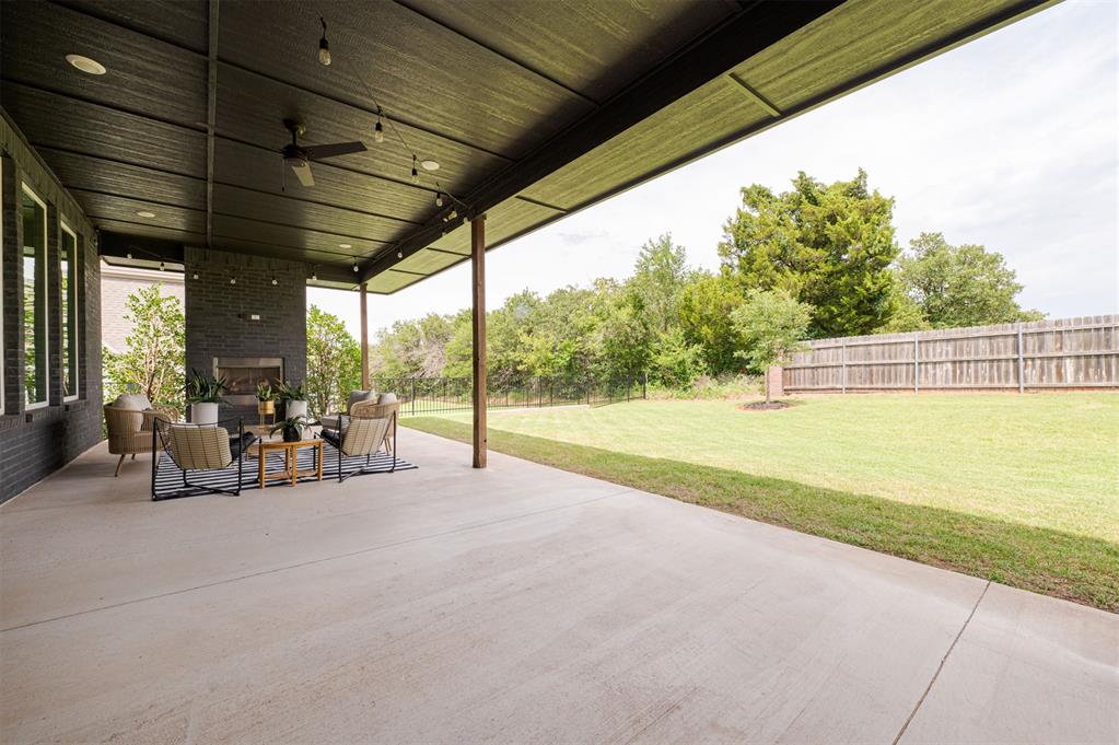2924 Sandstone Ridge Property Photo 8