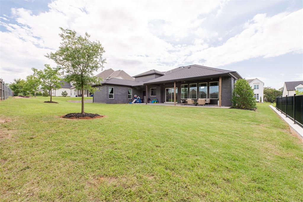 2924 Sandstone Ridge Property Photo 14