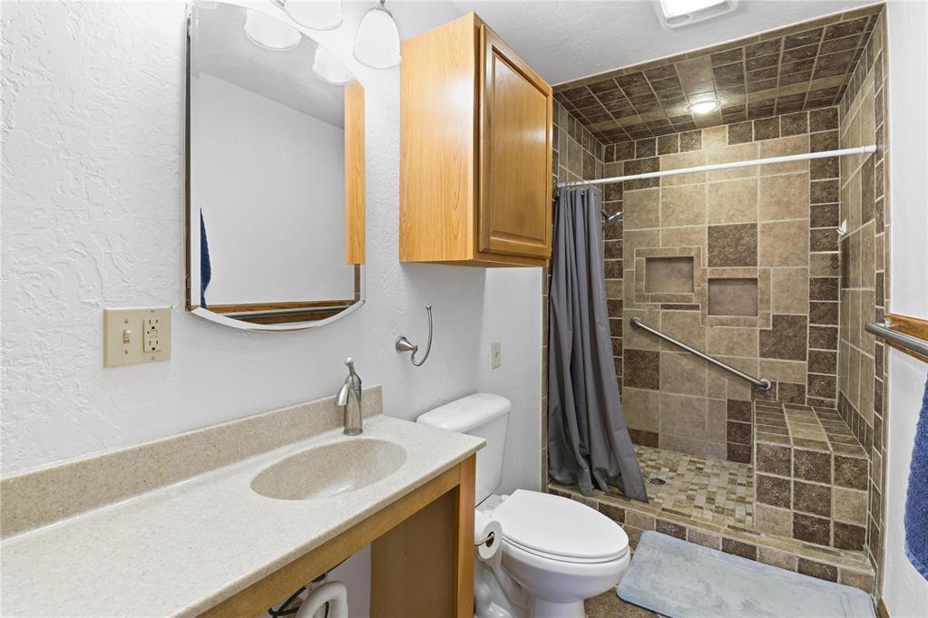 819 N Broadway Avenue Property Photo 16