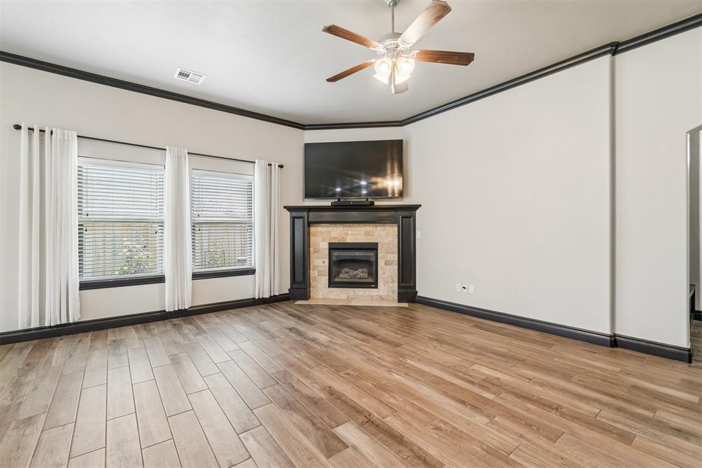 19024 Pinehurst Trail Drive Property Photo 6
