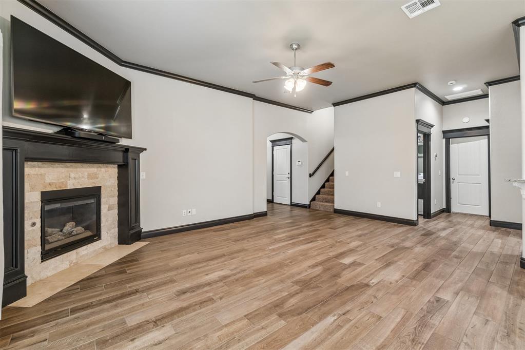 19024 Pinehurst Trail Drive Property Photo 8